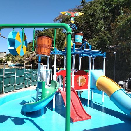 Aldeia Do Lago C204- Com Cozinha , Churrasqueira E Bebidas Liberadas No Parque Aquatico, Internet Banda Larga, Ponto Recarga De Carro Eletrico Caldas Novas Luaran gambar